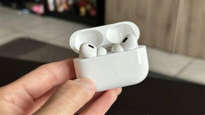 How do I reset my Ifrogz earbuds?